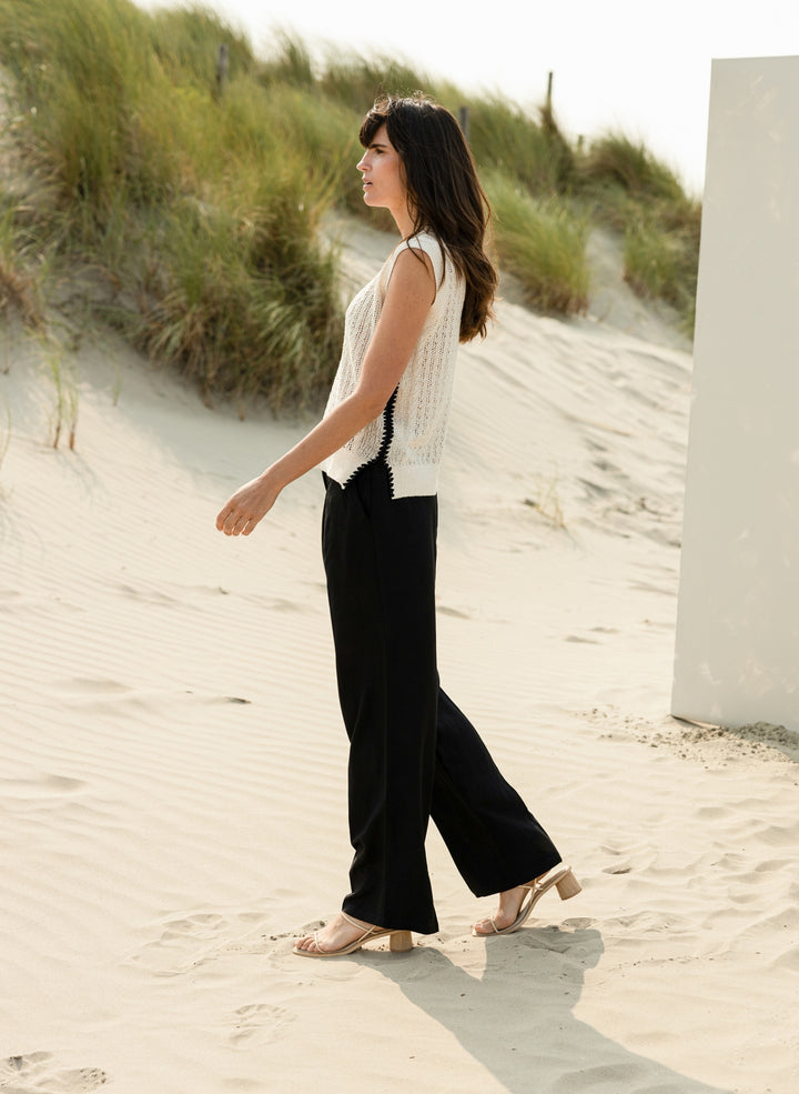 Saralies Crochet Vest | Yest