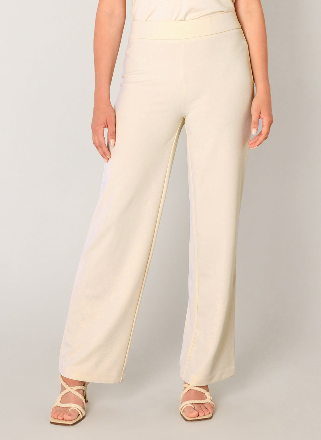 Yarah Wide-leg Women's Trousers | Base Level