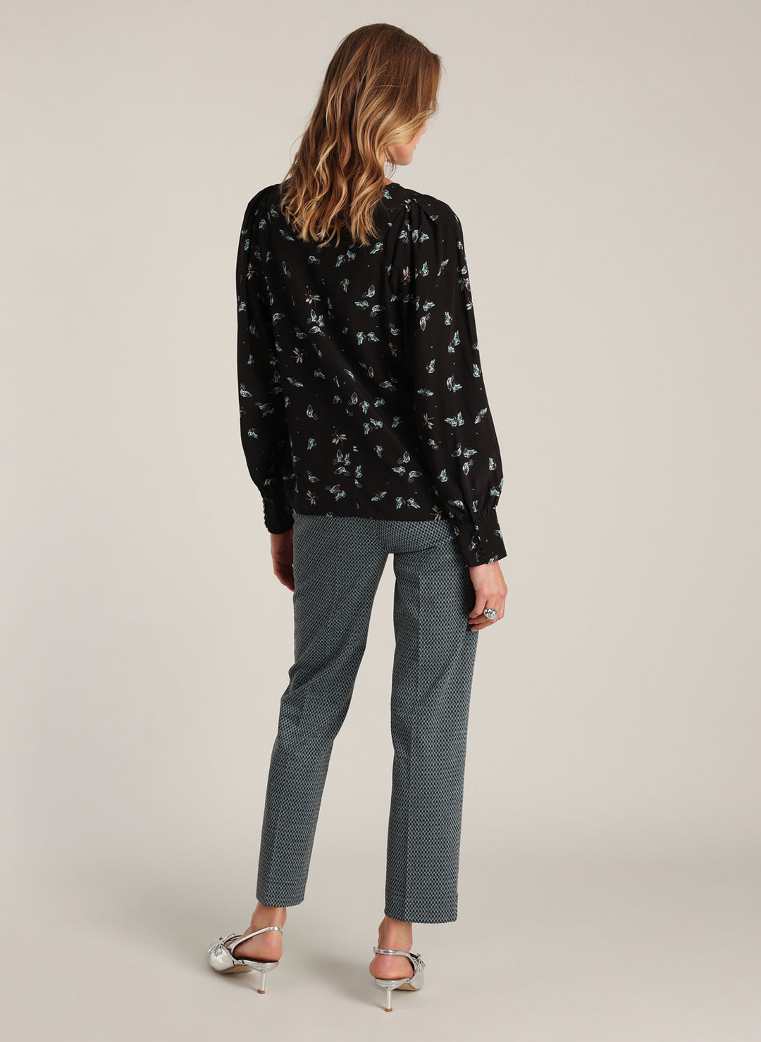 YEST Demetra Patterned Black Blouse