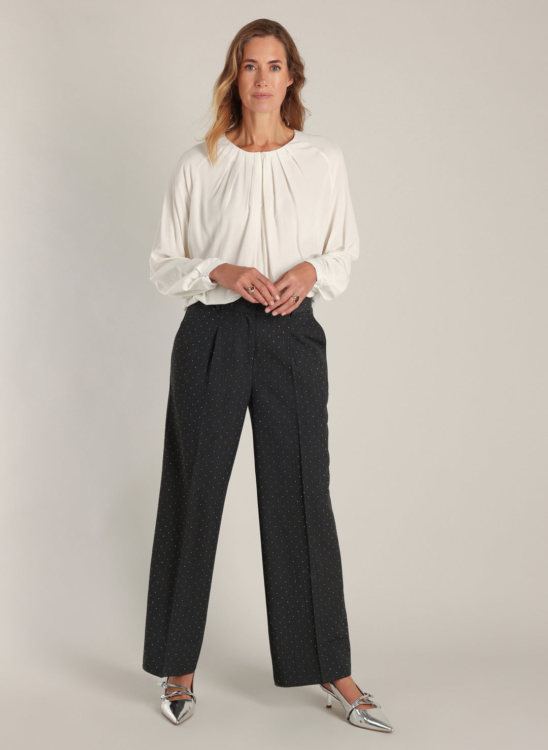 YEST Gilana Essential Sparkle Trousers