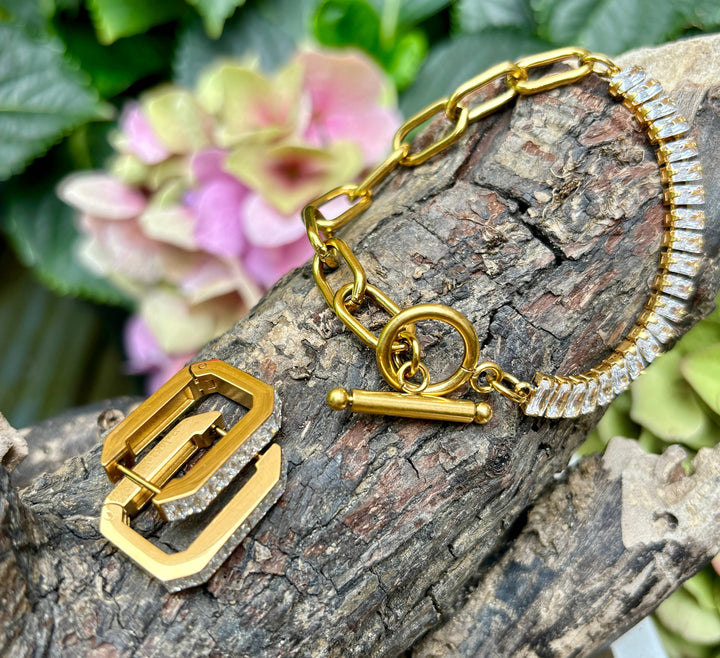 Cubic Zirconia T-Bar Bracelet – 18ct Gold Plated Stainless Steel