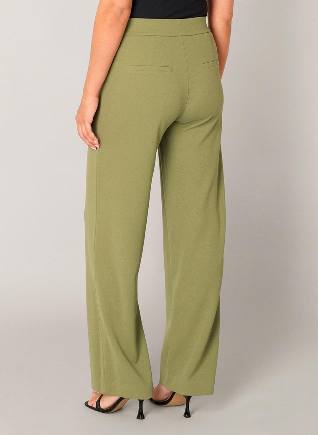 Yarah Wide-leg Women's Trousers | Base Level