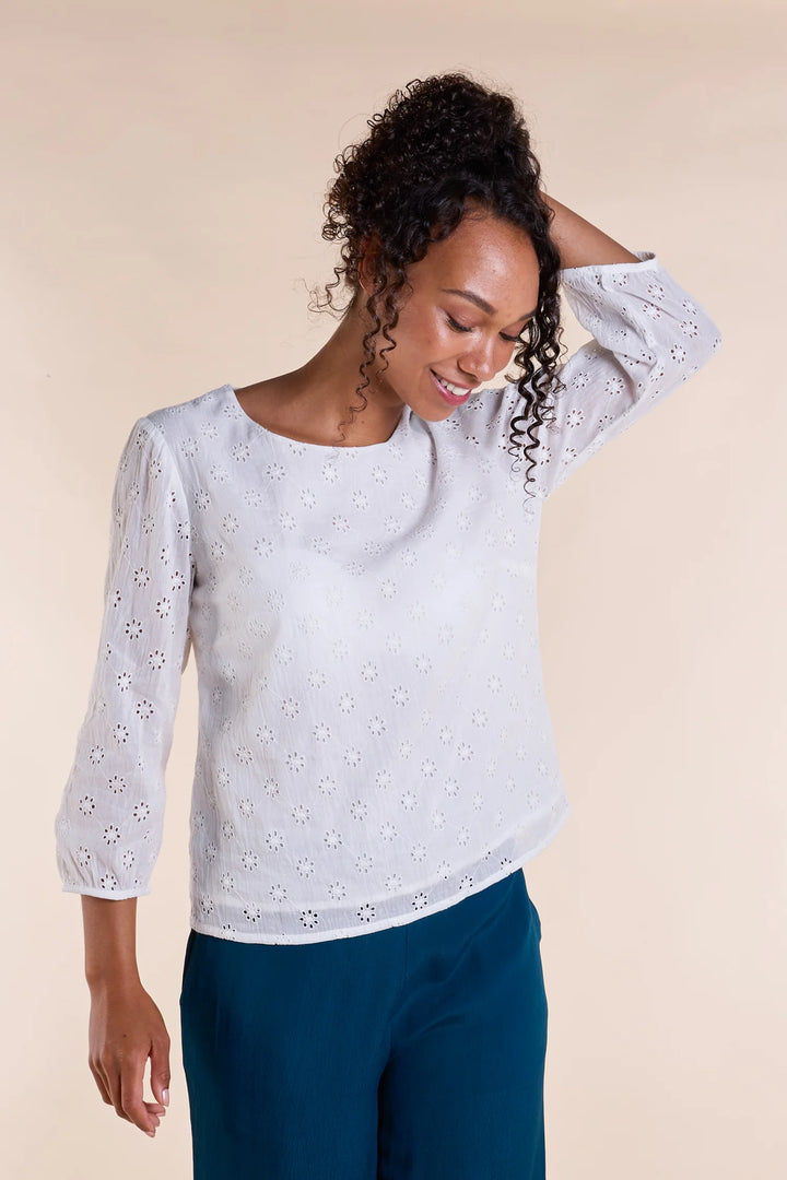 Broderie Anglaise Top