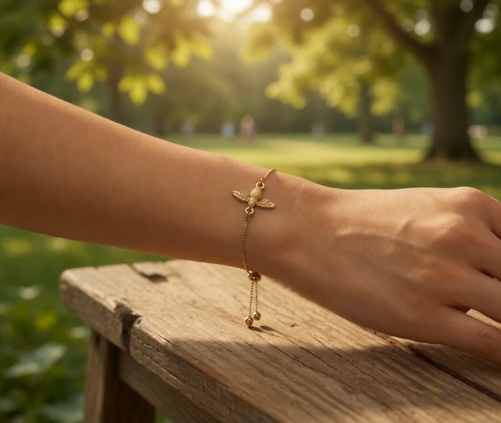Adjustable bee Bracelet