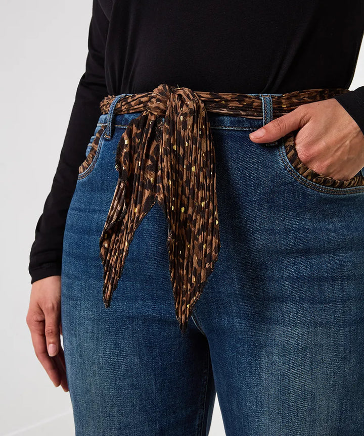 Wide Leg Jeans With Leopard Print Scarf And Pocket Detail