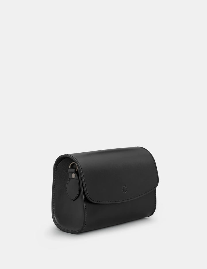 Newham Black Leather Cross Body Satchel Bag | YOSHI