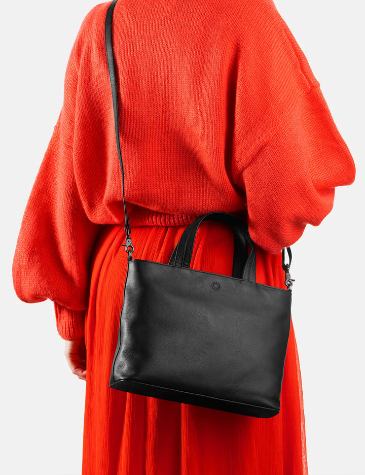 Hampton Black Leather Multiway Grab Bag | YOSHI