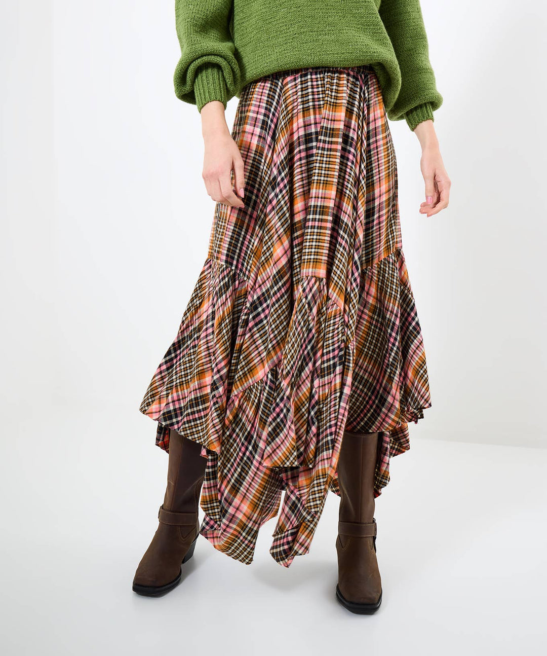 Romantic Check Dippy Hem Skirt