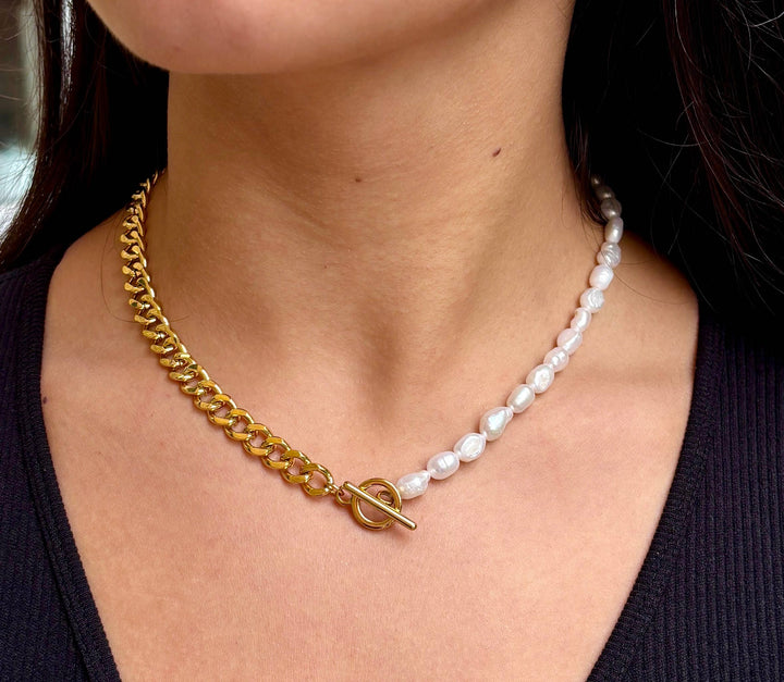 Fresh Water Pearl Chunky Chain T-Bar Necklace – 18ct Gold Plated