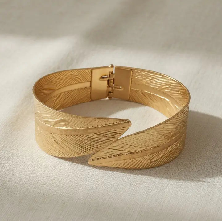 Leaf Design Cuff Bangle