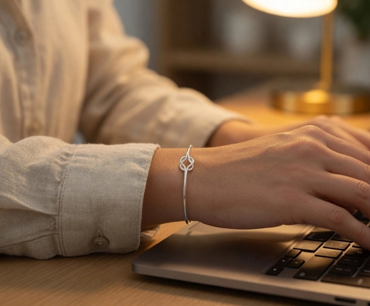 Reef Knot Bangle