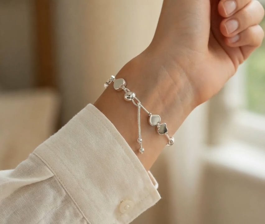 Star Detail Adjustable Bracelet