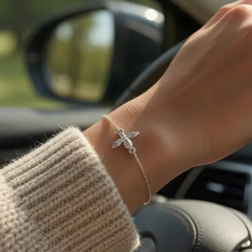 Adjustable bee Bracelet - Silver