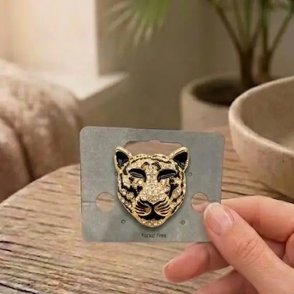 Sparkle Tiger Brooch