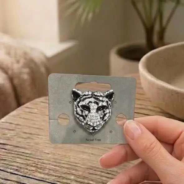 Sparkle Tiger Brooch - Silver & Black